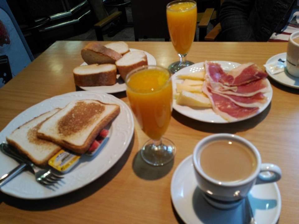 Hotel El Molinon Cangas De Narcea Bagian luar foto